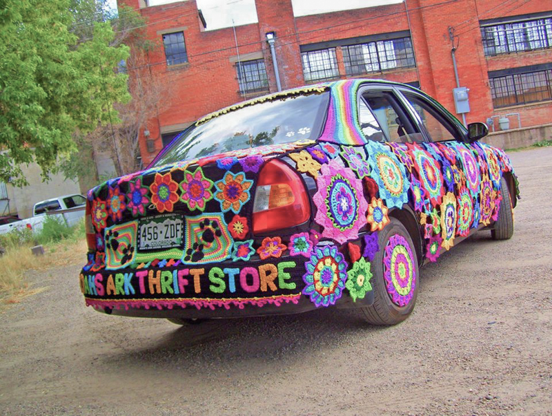 Crochet-Motifs-Yarn-bombed-Car-Back