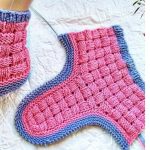 Knit Simple Basket Stitch Slippers