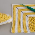 Crochet Woolen Thread Baby Booties