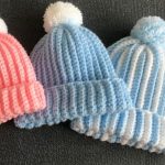Crochet Easy Pom Pom Hat