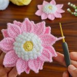 Lake Flower Crochet Tutorial